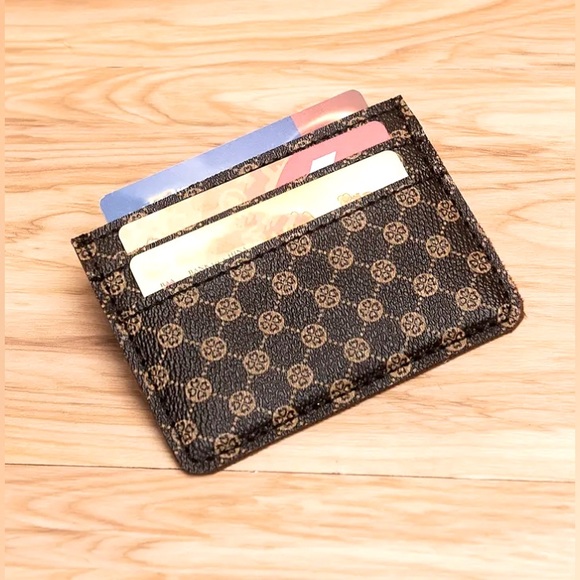 Multi-Layer Card Holder - Picture 4 of 6